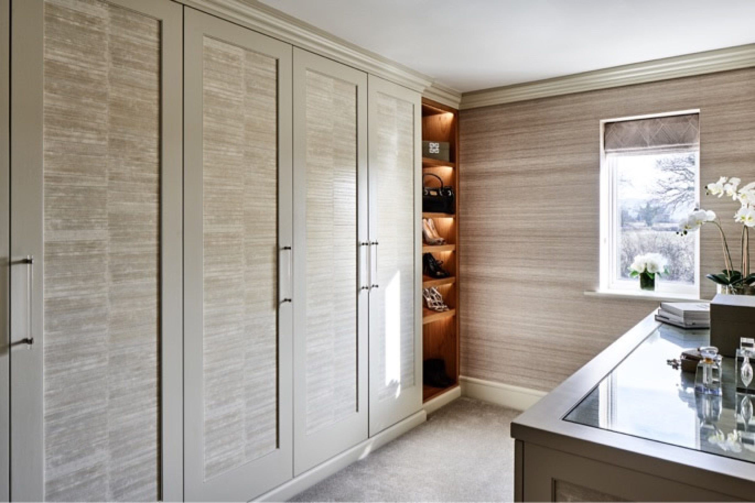 Contemporary dressing room design by Lewis Knox