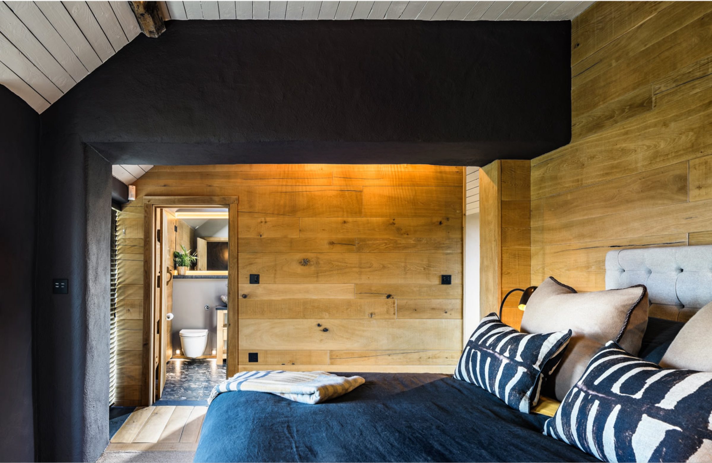 Bedroom Design with Wood Cladding